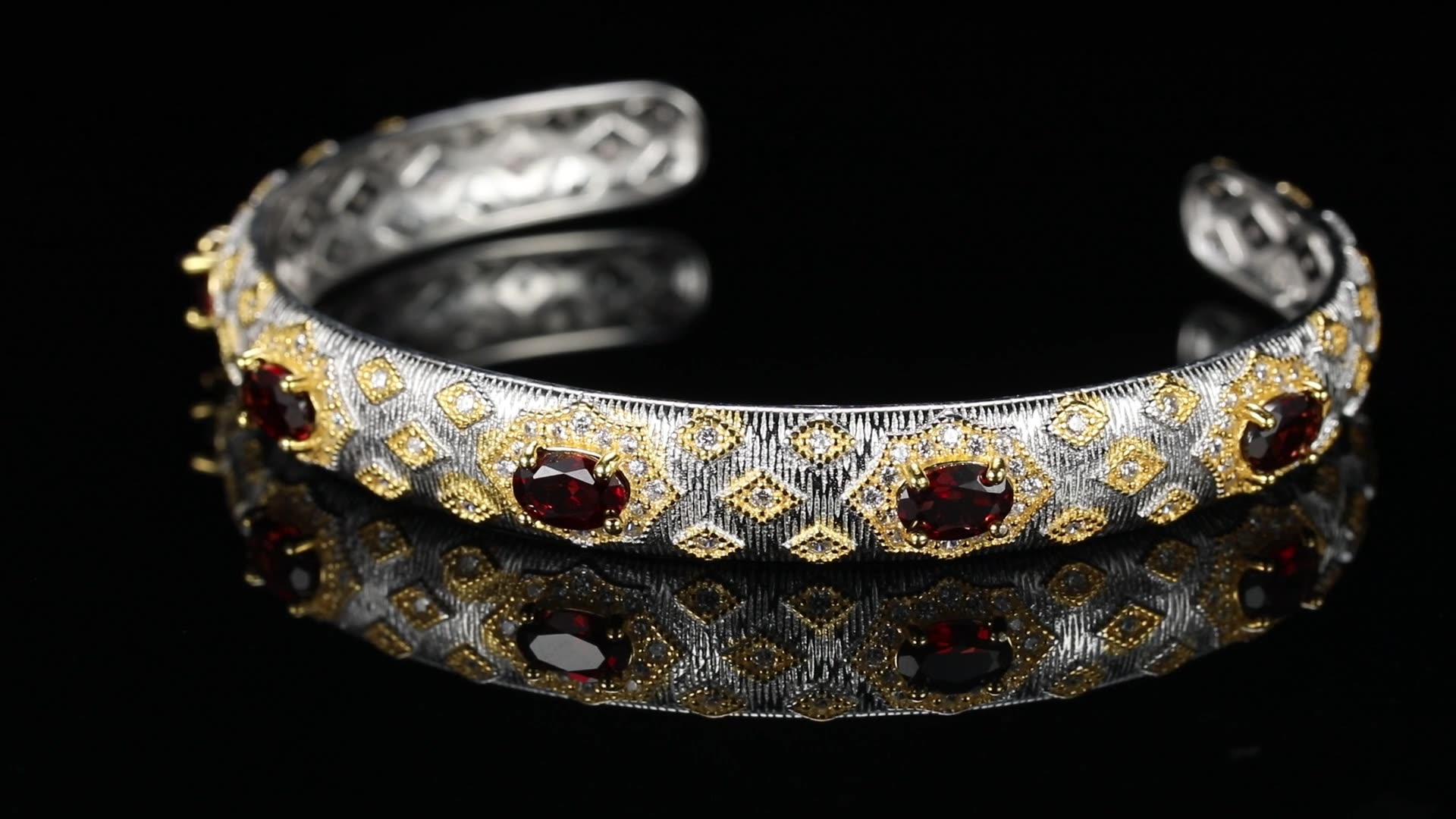 Felistly Jewelry: Royal Vintage Garnet Bracelet - 925 Silver Antique Inspired Jewelry for Women