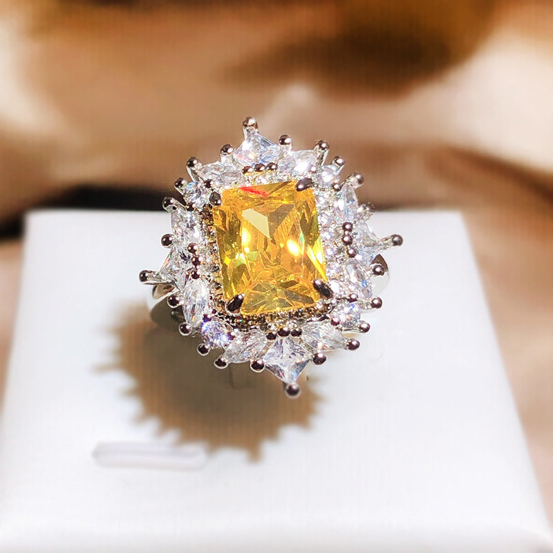 Felistly Jewelry: Ultra-Sparkling Fancy Yellow Diamond Ring - Luxury Colored Gemstone Statement Piece for Women