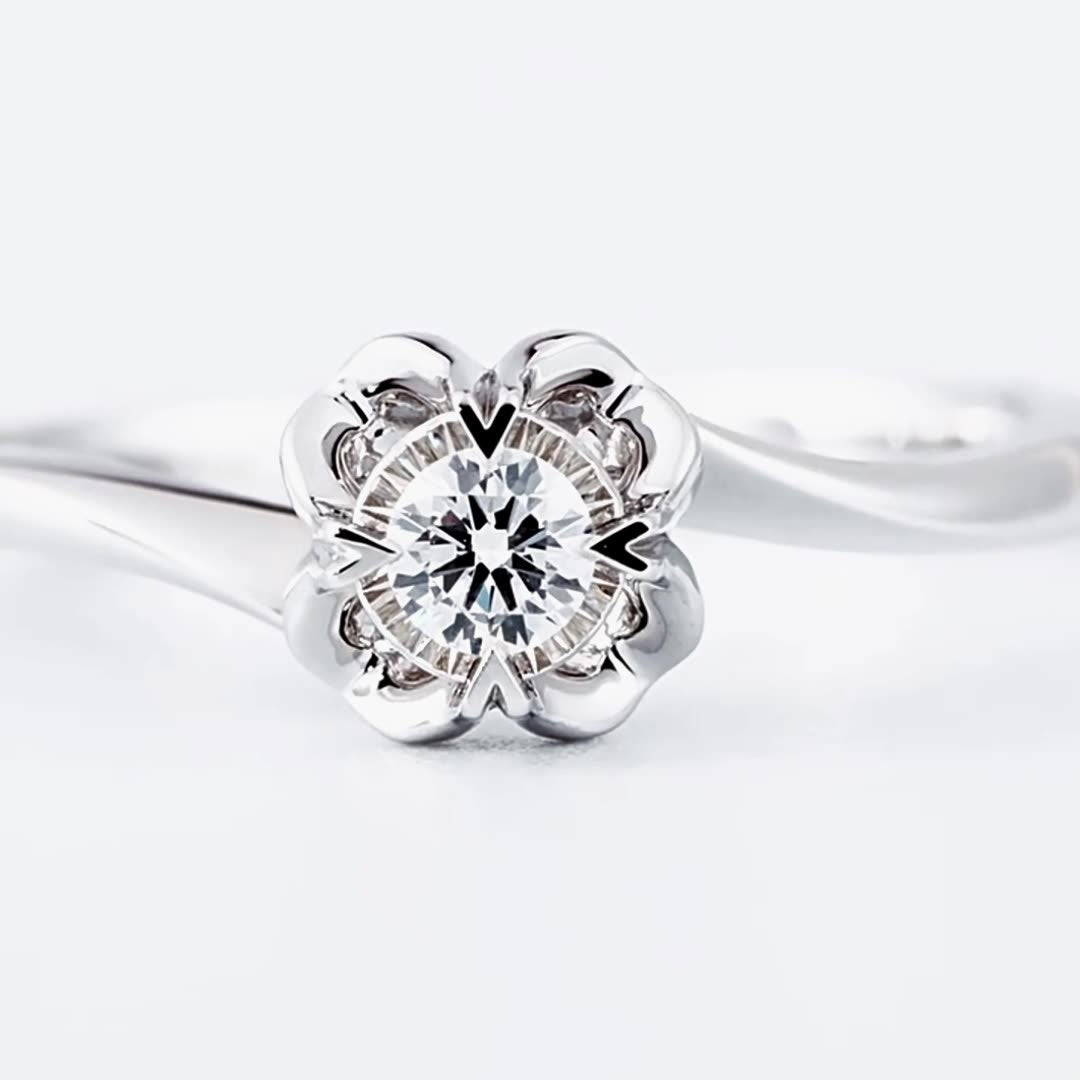 Luxury Rectangular Moissanite Ring – Snow Kiss Collection (Platinum-Plated 925 Silver)