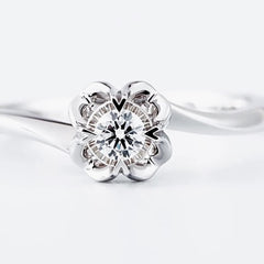 Luxury Rectangular Moissanite Ring – Snow Kiss Collection (Platinum-Plated 925 Silver)