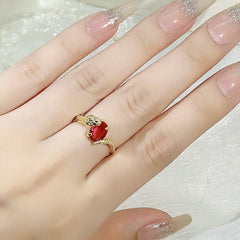 Felistly Jewelry: Bestselling Stylish Ins Minimalist Niche Ring Single Coil Snake Scale Glittering Red Stone Serpent Ring