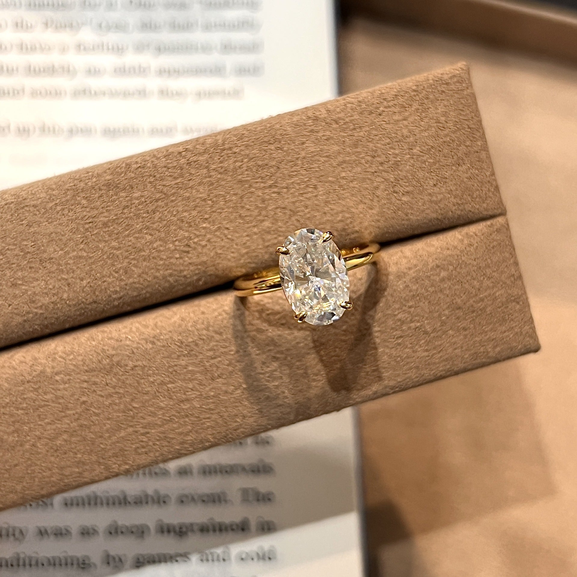 Felistly Jewelry: 3 Carat Classic Pigeon Egg Moissanite 925 Silver Platinum-Plated Engagement Ring