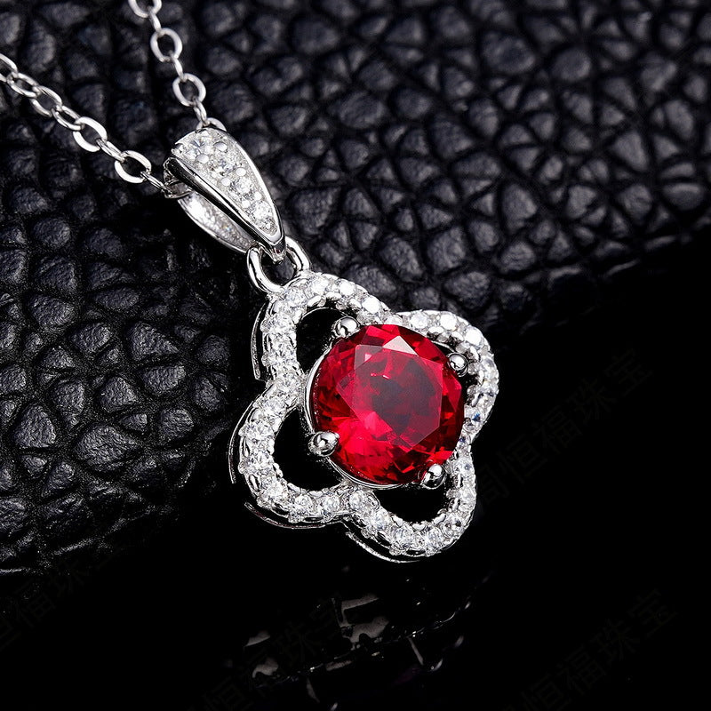 Lucky Clover Paved Necklace – Sterling Silver with Ethical Lab-Created Gemstones