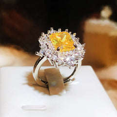 Felistly Jewelry: Ultra-Sparkling Fancy Yellow Diamond Ring - Luxury Colored Gemstone Statement Piece for Women