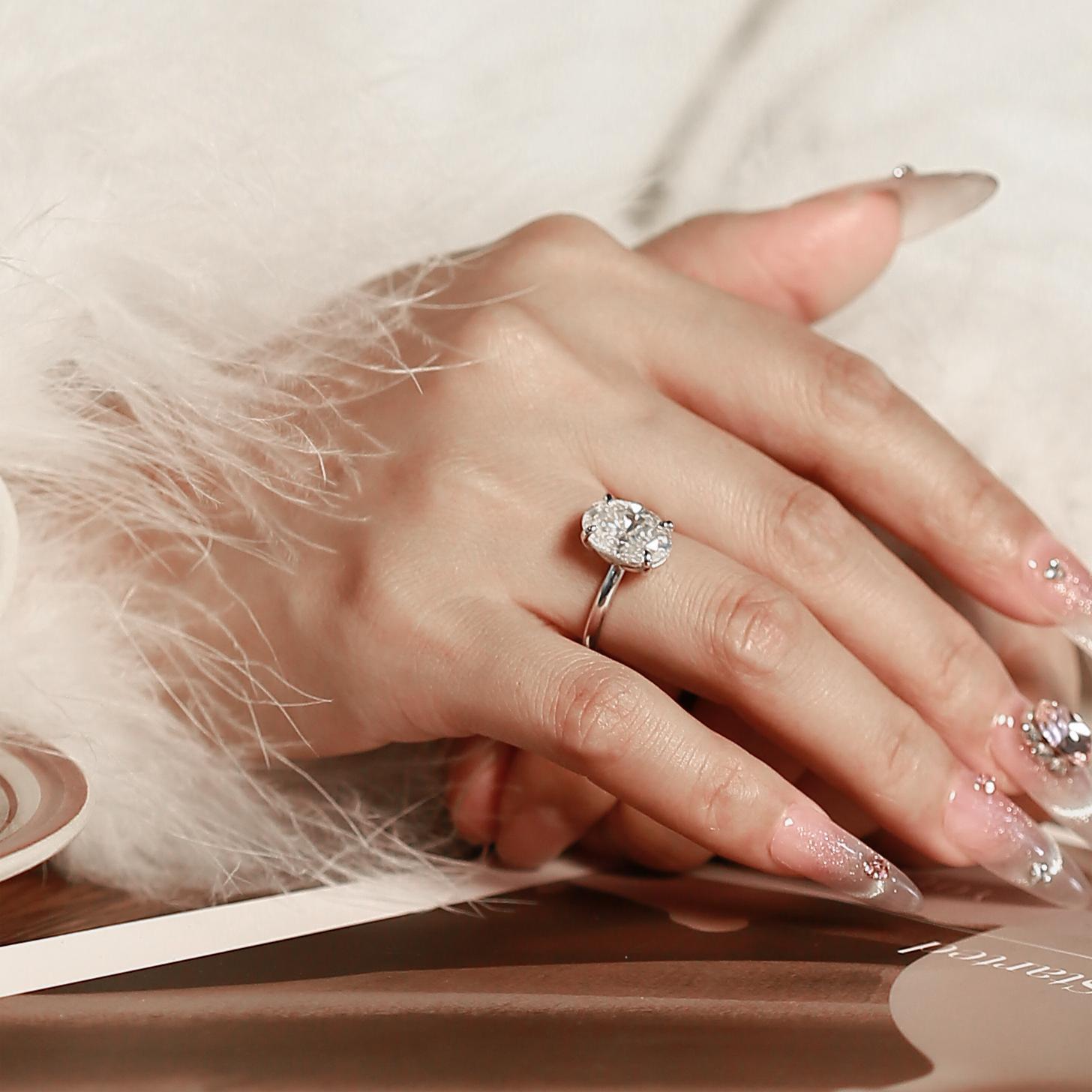 Felistly Jewelry: 3 Carat Classic Pigeon Egg Moissanite 925 Silver Platinum-Plated Engagement Ring