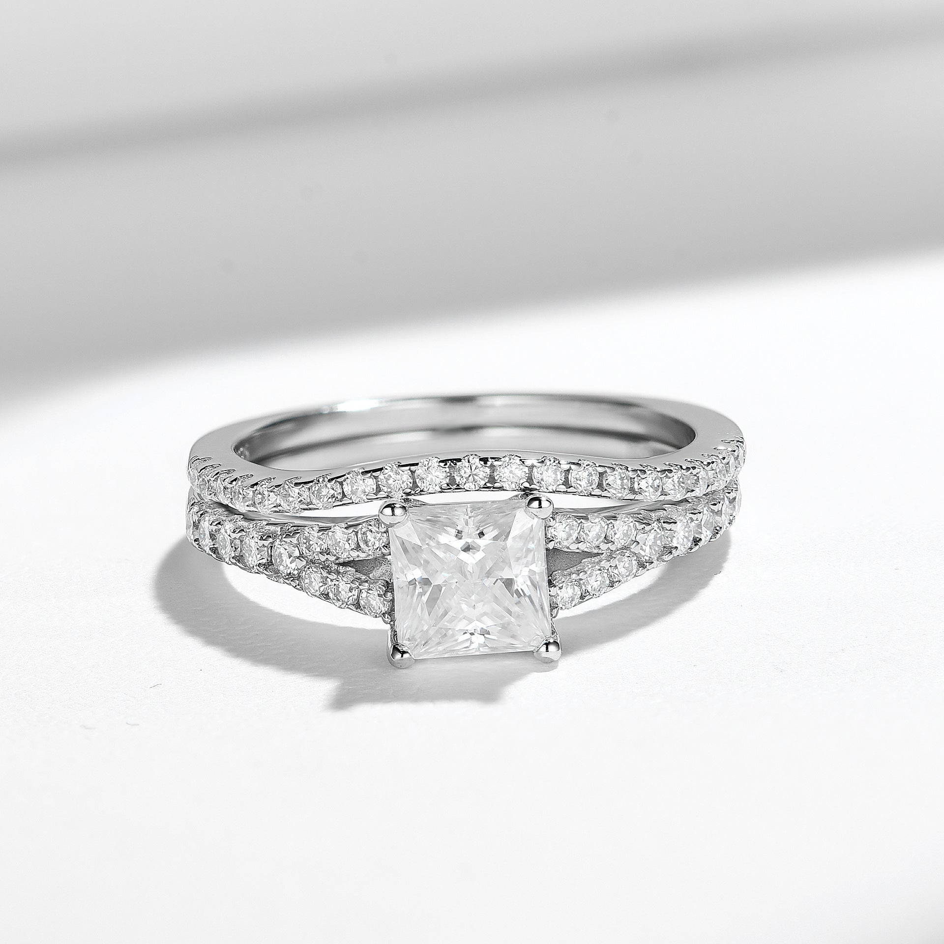 Princess Cut 1ct Moissanite Ring - 925 Silver with Platinum Plating
