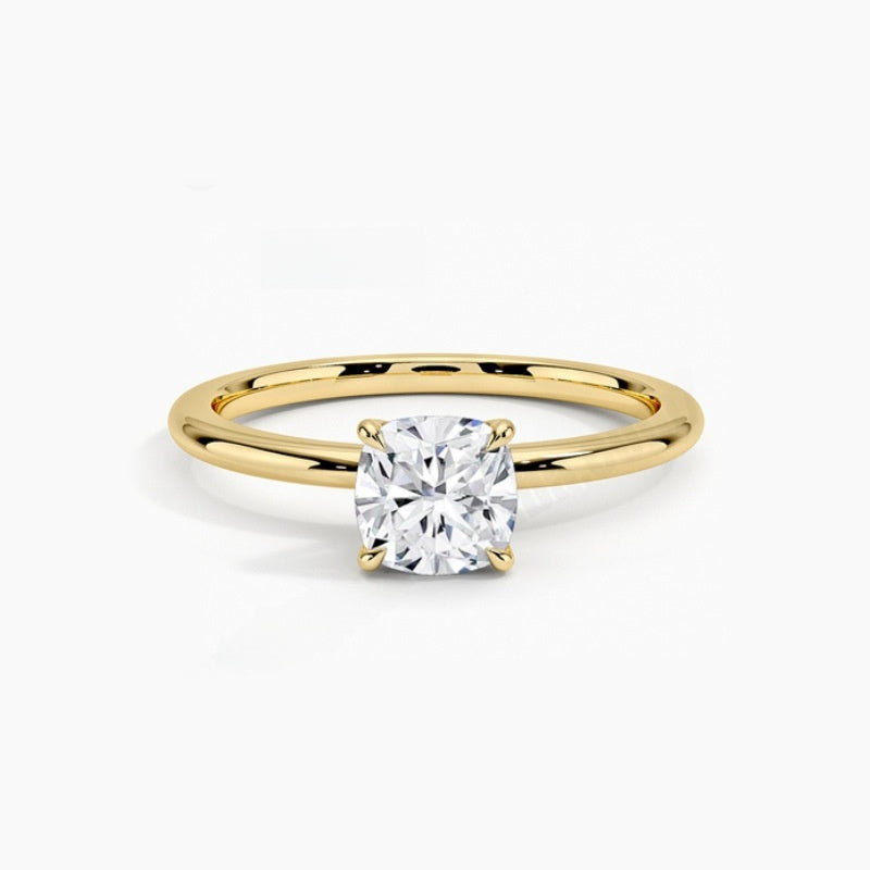 Felistly Jewelry: Minimalist 1ct Round Moissanite Solitaire Engagement Ring in S925 Silver 18k Gold Plated (Dainty Waterdrop Design)