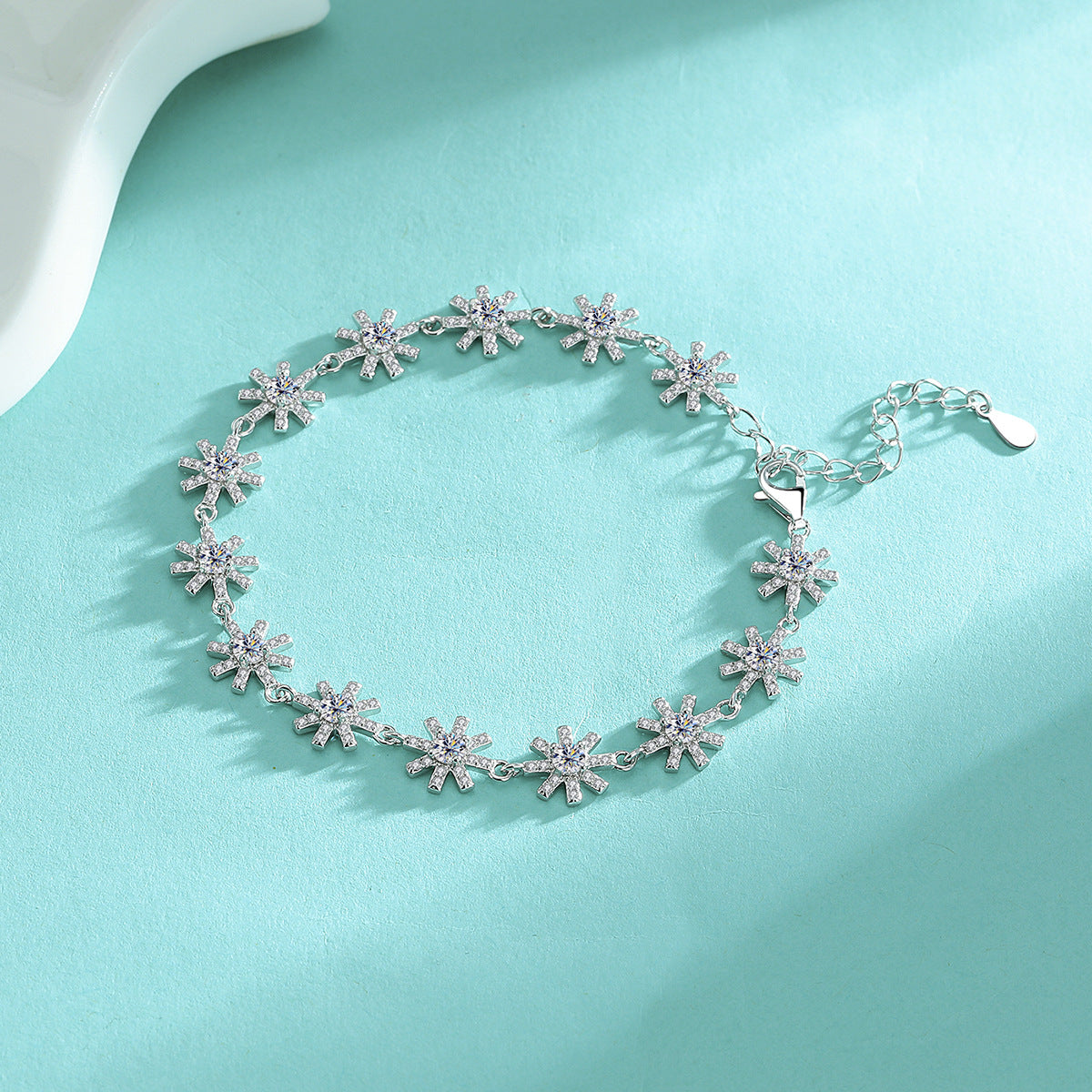 Felistly Jewelry: Sparkling Cross Flower Bracelet - 925 Silver Moissanite Dainty Jewelry for Women