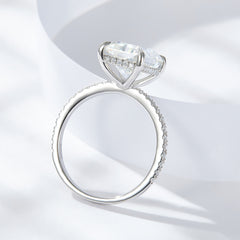 Felistly Jewelry：Bestselling 4ct 8x10mm Radiant-Cut White Gold Moissanite Engagement Ring