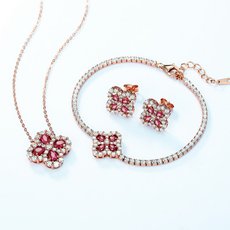 Four-Leaf Luck Bracelet - Lab Ruby & 925 Silver Minimalist Stackable Jewelry