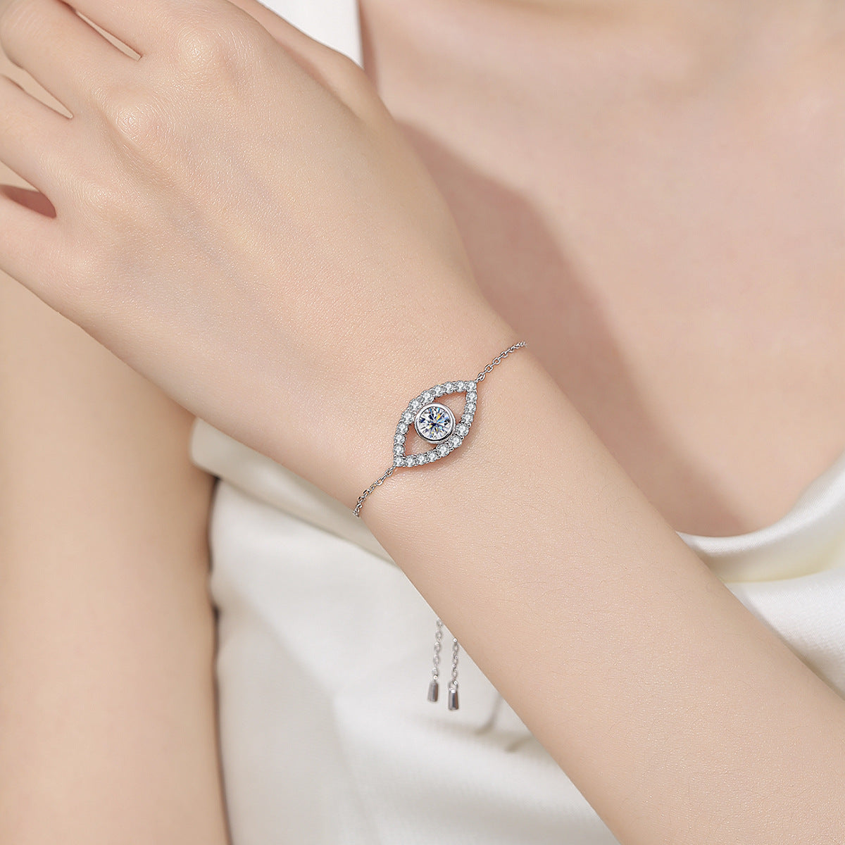 Felistly Jewelry: Evil Eye Protection Bracelet - 925 Silver Minimalist Moissanite Jewelry for Women