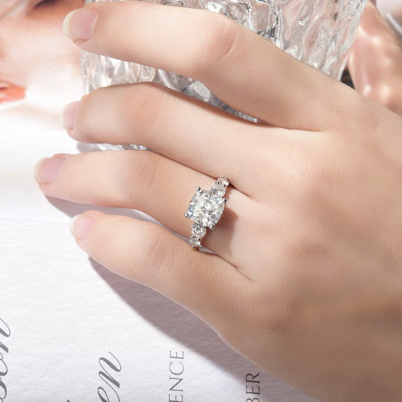 Felistly Jewelry: 3 Carat Moissanite Five-Stone Ring - Unique Design in Sterling Silver 18K Gold Plated, Engagement Ring for Women