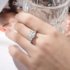 Felistly Jewelry: 3 Carat Moissanite Five-Stone Ring - Unique Design in Sterling Silver 18K Gold Plated, Engagement Ring for Women
